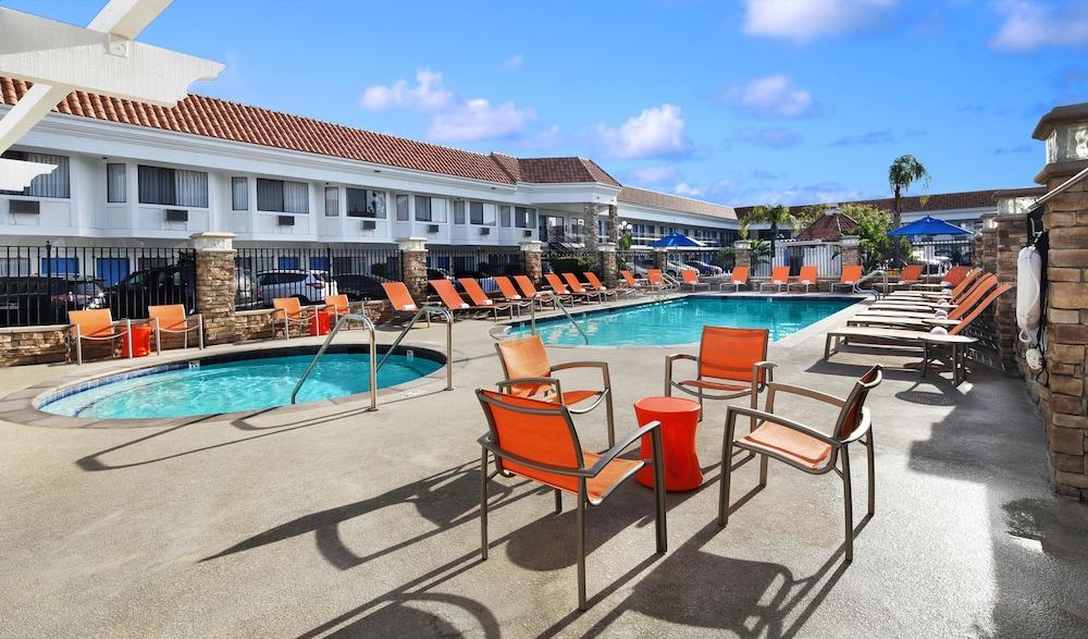 Tropicana Inn & Suites 阿纳海姆 外观 照片
