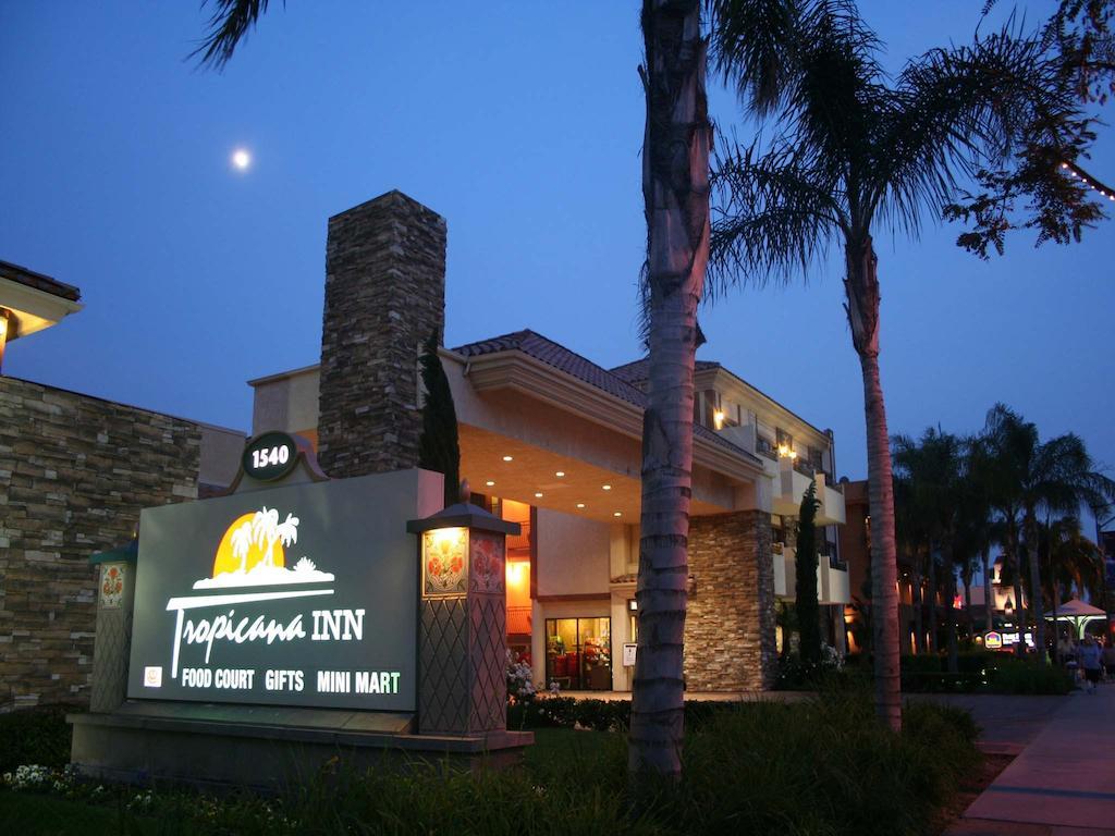 Tropicana Inn & Suites 阿纳海姆 外观 照片